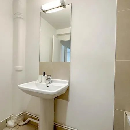 Flexliving - - Lourmel Hébergement de vacances Paris